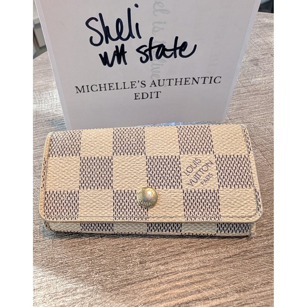 LOUIS VUITTON DAMIER AZUR 4 KEY HOLDER / KEY CASE Authenticated. Comes with COA